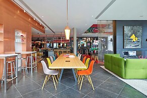 citizenM Paris la Défense