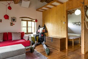 Cerdeira - Home for Creativity