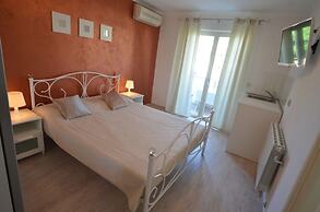 Apartments Mila