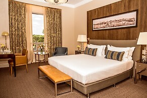 Alvear Icon Hotel