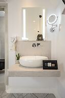 Naxos Evilion