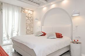 Naxos Evilion