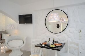 Naxos Evilion