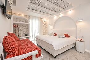 Naxos Evilion