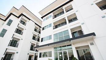 B2 Korat Boutique & Budget Hotel