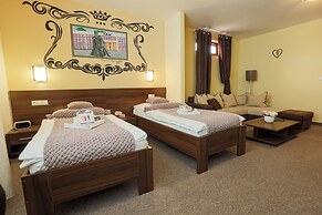 Grand Hotel Senica