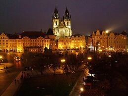 Old town square premium apartments