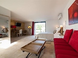 Le Petit Paradis