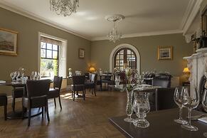 An Chúirt Hotel