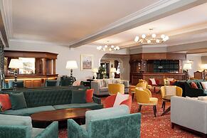 An Chúirt Hotel