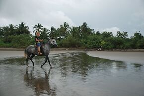 Las Lajas Beach Resort