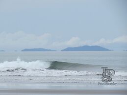 Las Lajas Beach Resort