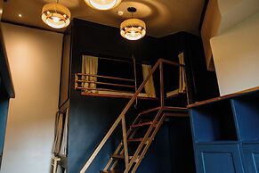 Bambuda Castle - Hostel