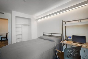 Residence & Conference Centre Toronto Downtown George Brown Polytechni
