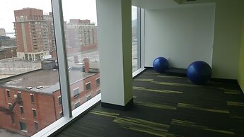 Residence & Conference Centre Toronto Downtown George Brown Polytechni