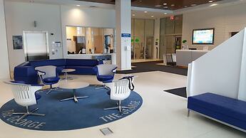 Residence & Conference Centre Toronto Downtown George Brown Polytechni
