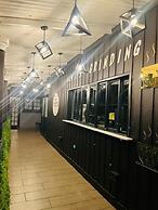 The Halfway House Hotel