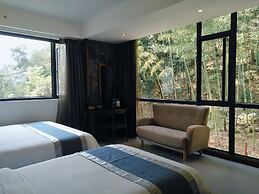 Li River Resort