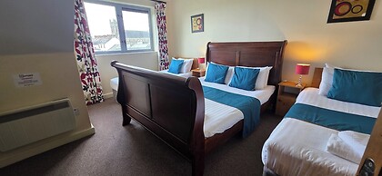 The Courtyard Apartments