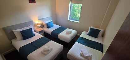 The Courtyard Apartments