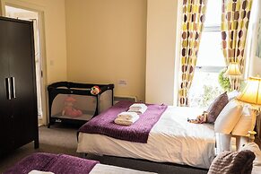 The Courtyard Apartments