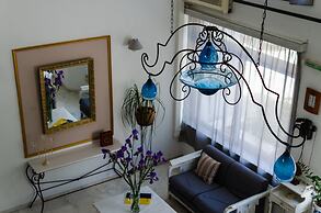 Happiness Apartments