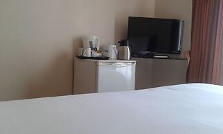 Adansonia Hotel
