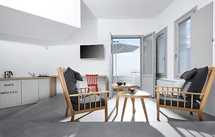 Aperanto Suites
