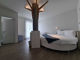 Hesperia Hotel & Residence