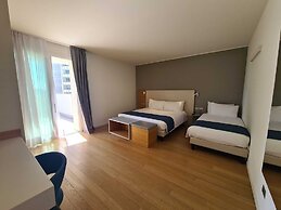 Hesperia Hotel & Residence