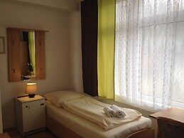 Hotel Apex