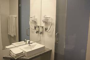 Hotel M