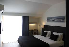 Hotel M