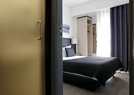 Hotel M