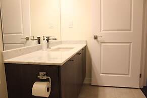 Executive Skyline Suites
