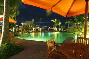 Tanza Oasis Hotel and Resort