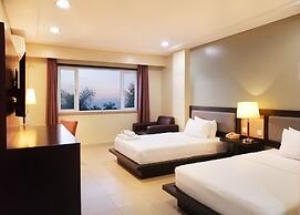 Tanza Oasis Hotel and Resort