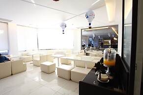 Yes Hotel