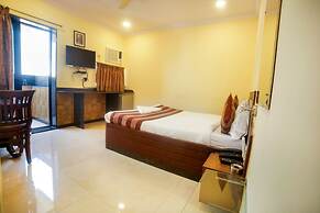 Lucky Hotel Bandra