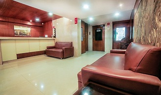 Lucky Hotel Bandra