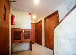 Lucky Hotel Bandra