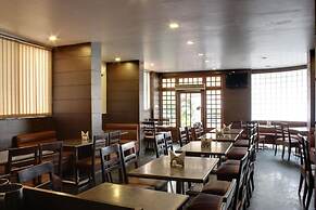 Hotel Lucky Goregaon