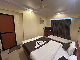 Hotel Lucky Goregaon