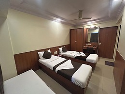 Hotel Lucky Goregaon