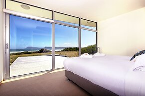 Cloudy Bay Beach House