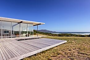 Cloudy Bay Beach House