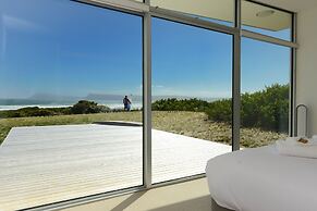 Cloudy Bay Beach House