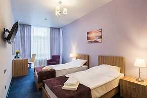 Tessa Hotel