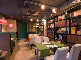 Tessa Hotel