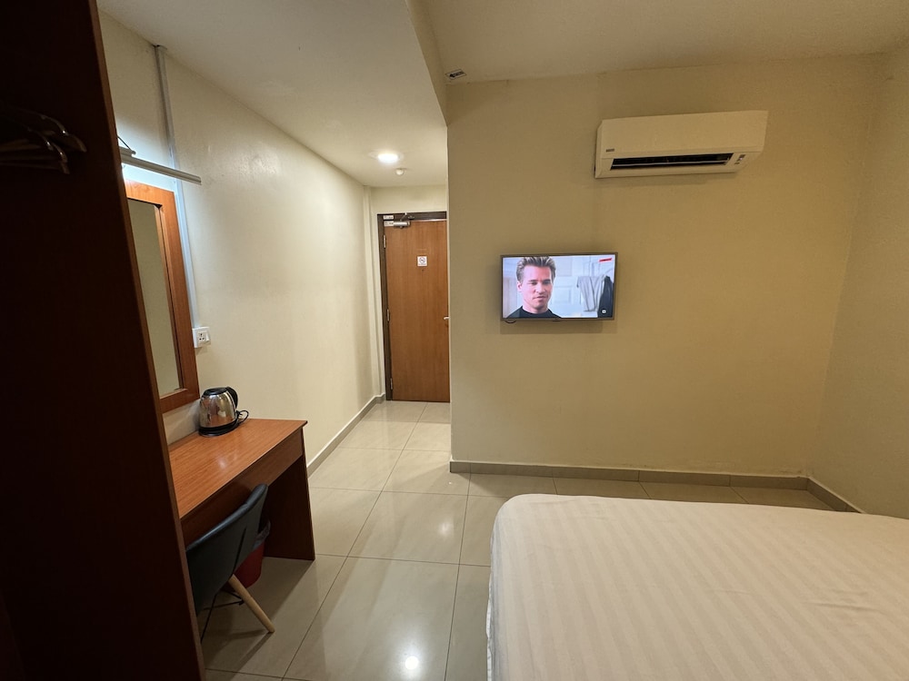 Aeton Hotel